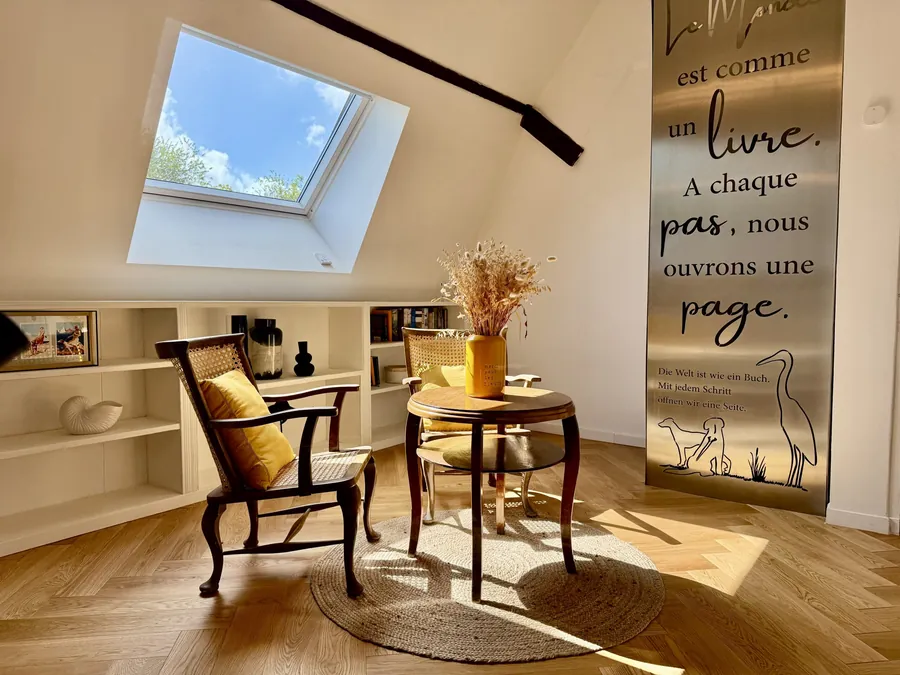 Leseecke im oberen Schlafzimmer von La Benoîterie